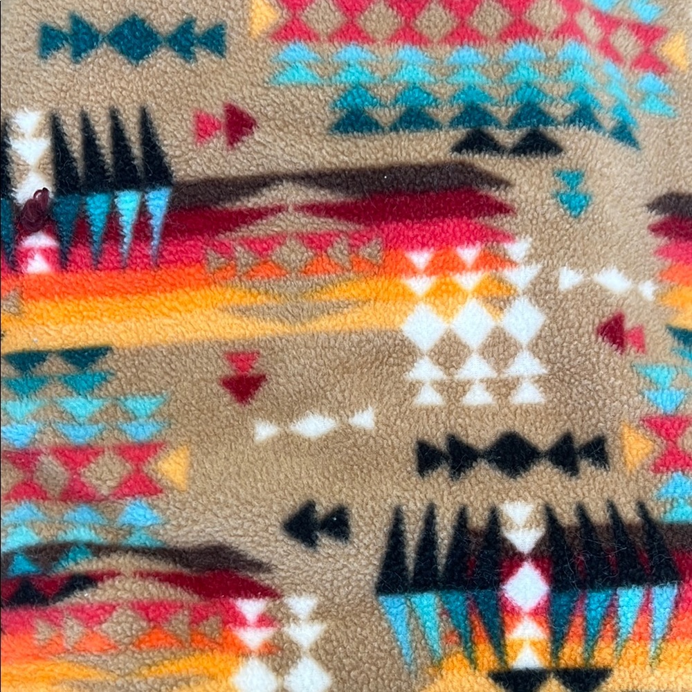 Colorful Geometric Patterned Fleece blanket